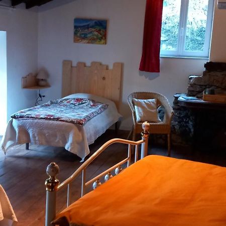 Hotel Cedres Bleus De Joany Chez Nathalie Viviez Exterior foto