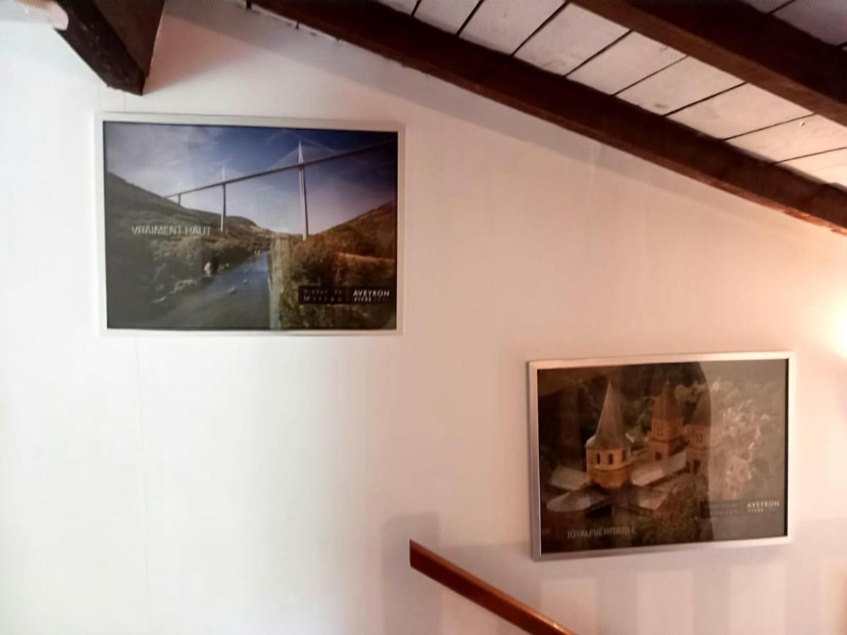 Hotel Cedres Bleus De Joany Chez Nathalie Viviez Exterior foto